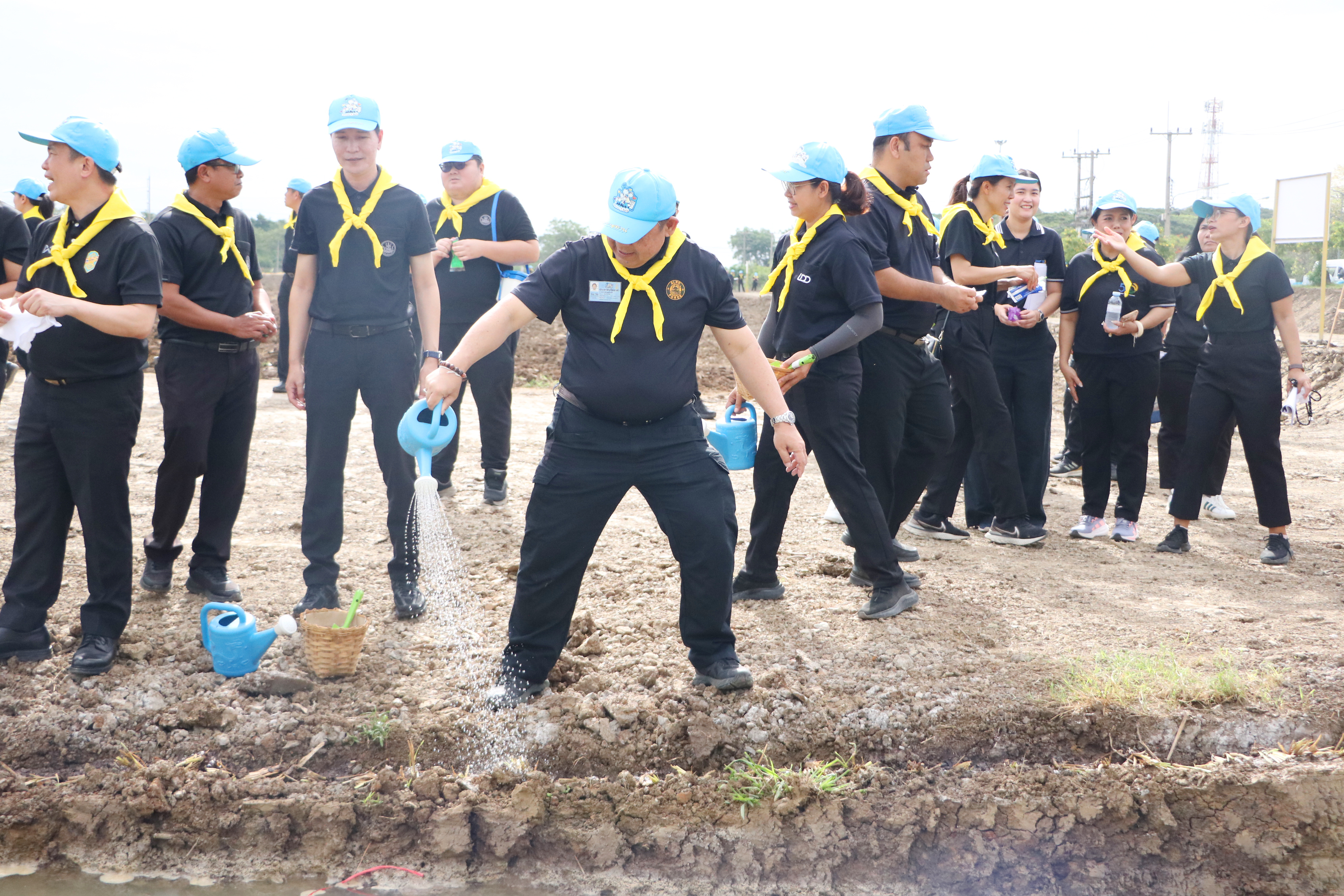 title - ส.ป.ก. ร่วมกิจกรรมโครงการจิตอาสาพัฒนาด้านการเกษตร กษ. เฉลิมพระเกียรติสมเด็จพระนางเจ้าฯ พระบรมราชินี เนื่องในโอกาสมหามงคลเฉลิมพระชนมพรรษา 4 รอบ 3 มิถุนายน 2569
